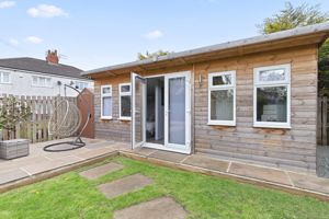 Photo 25- click for photo gallery